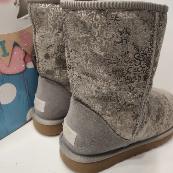 Rare Vintage Y2K UGG Australia Mid Calf Signature Monogram Suede Boots, 9 - Picture 12 of 16